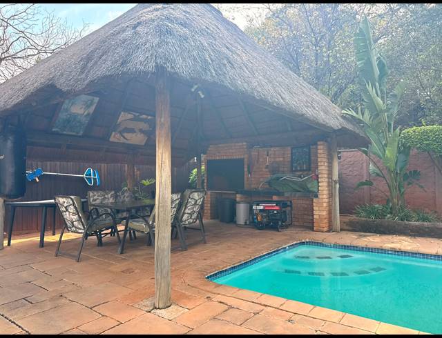 4 BEDROOM HOUSE FOR SALE IN CASHAN